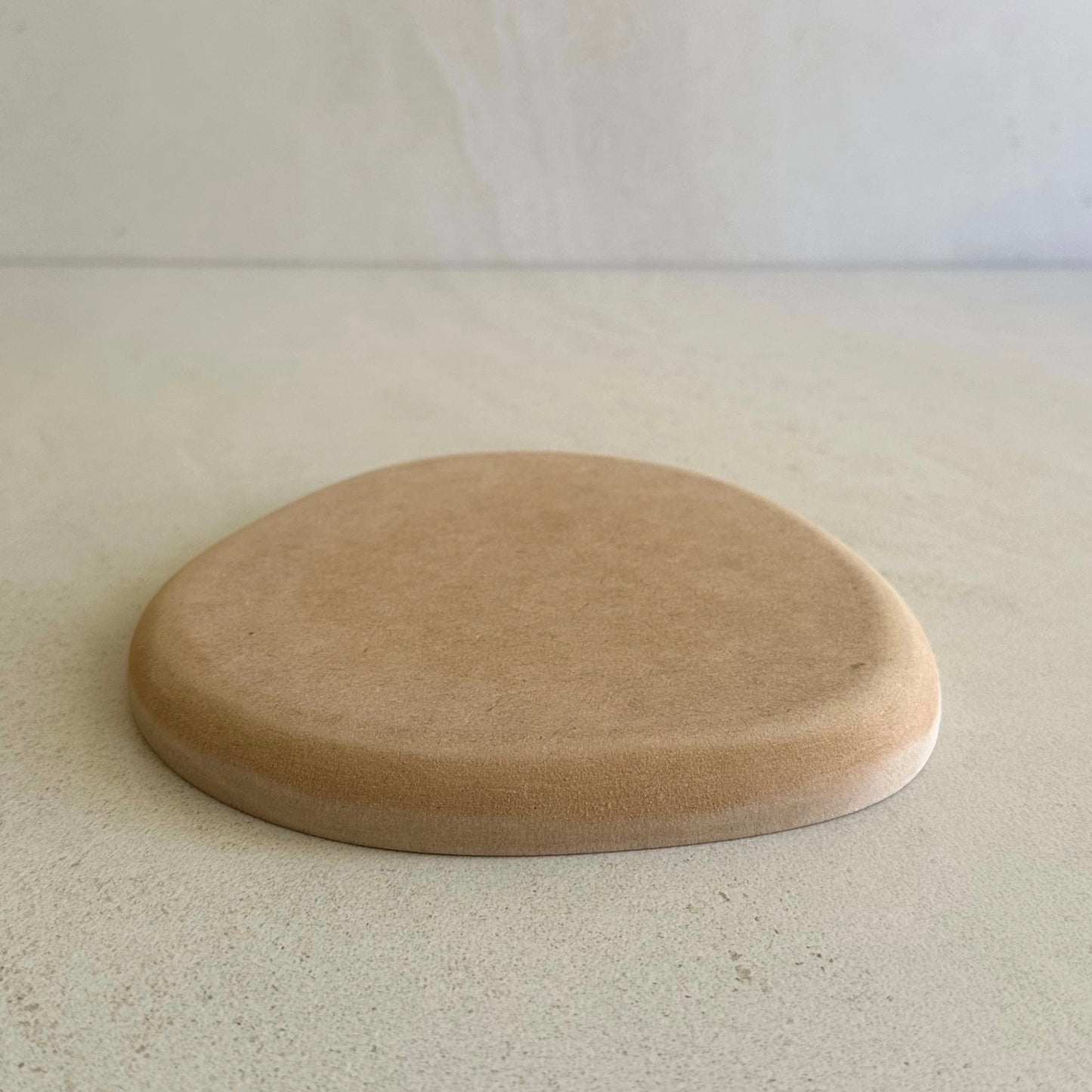 Irregular Round Pottery Form 17cm with Roundover Edge