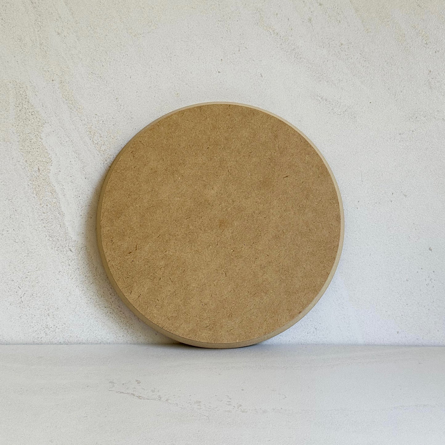 Round Pottery Form 22cm with Bevelled Edge