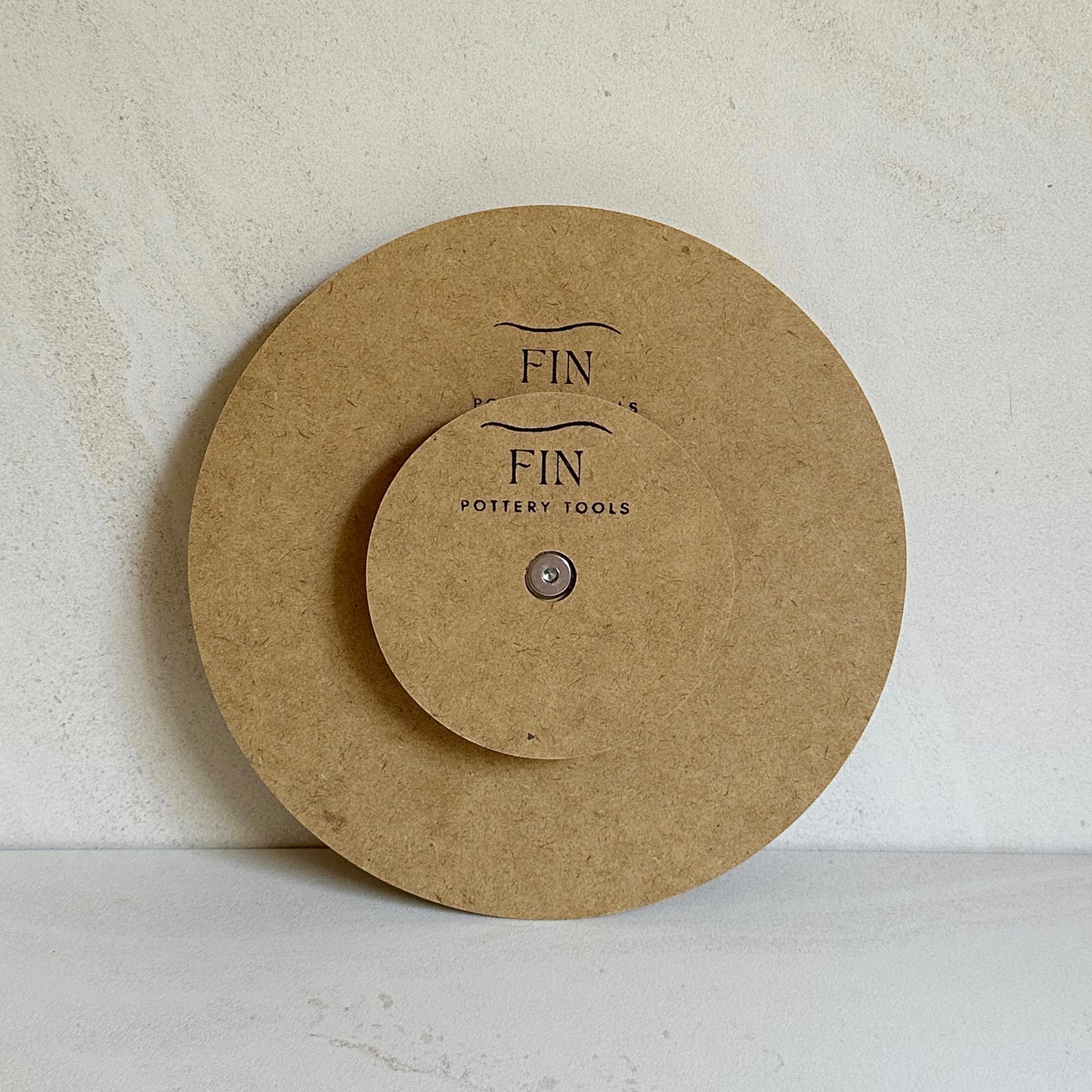 Round Pottery Form 22cm with Bevelled Edge