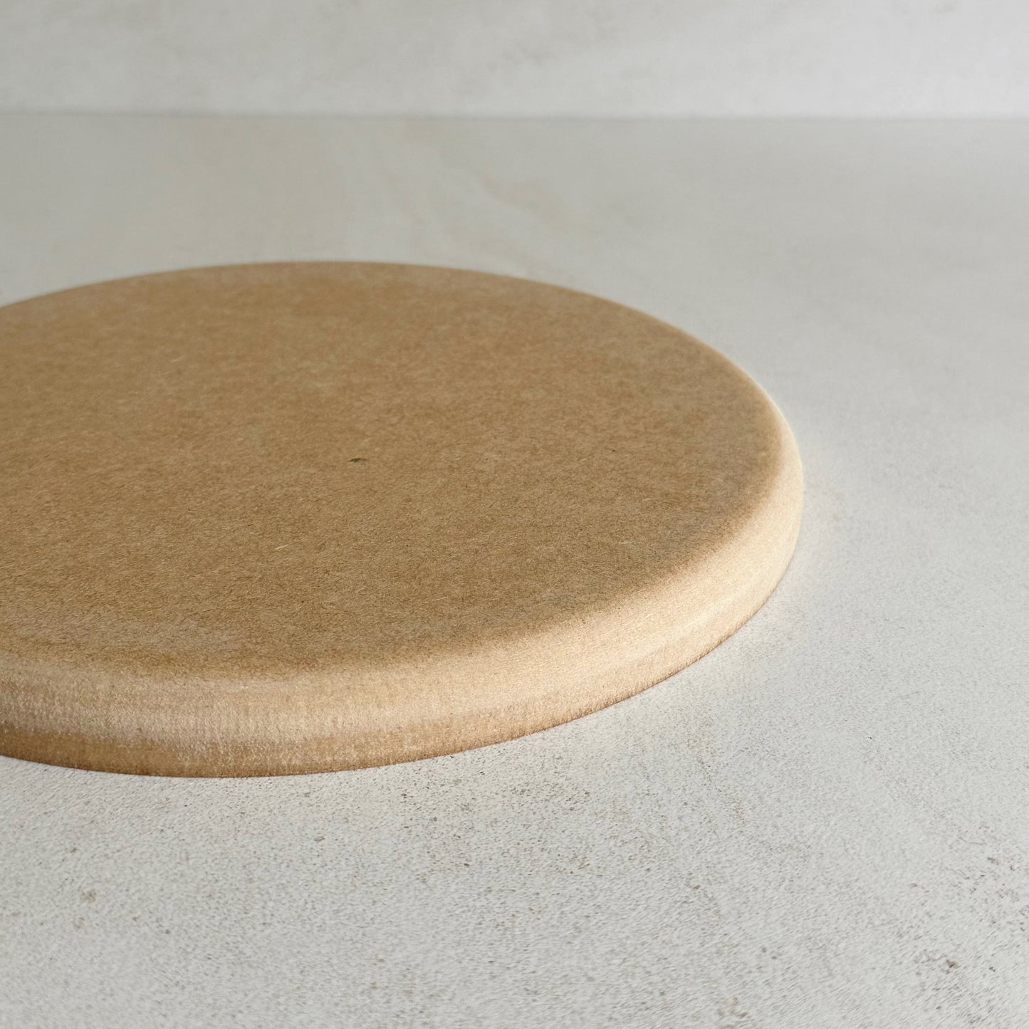 Fin Pottery Tools 22cm round plate form