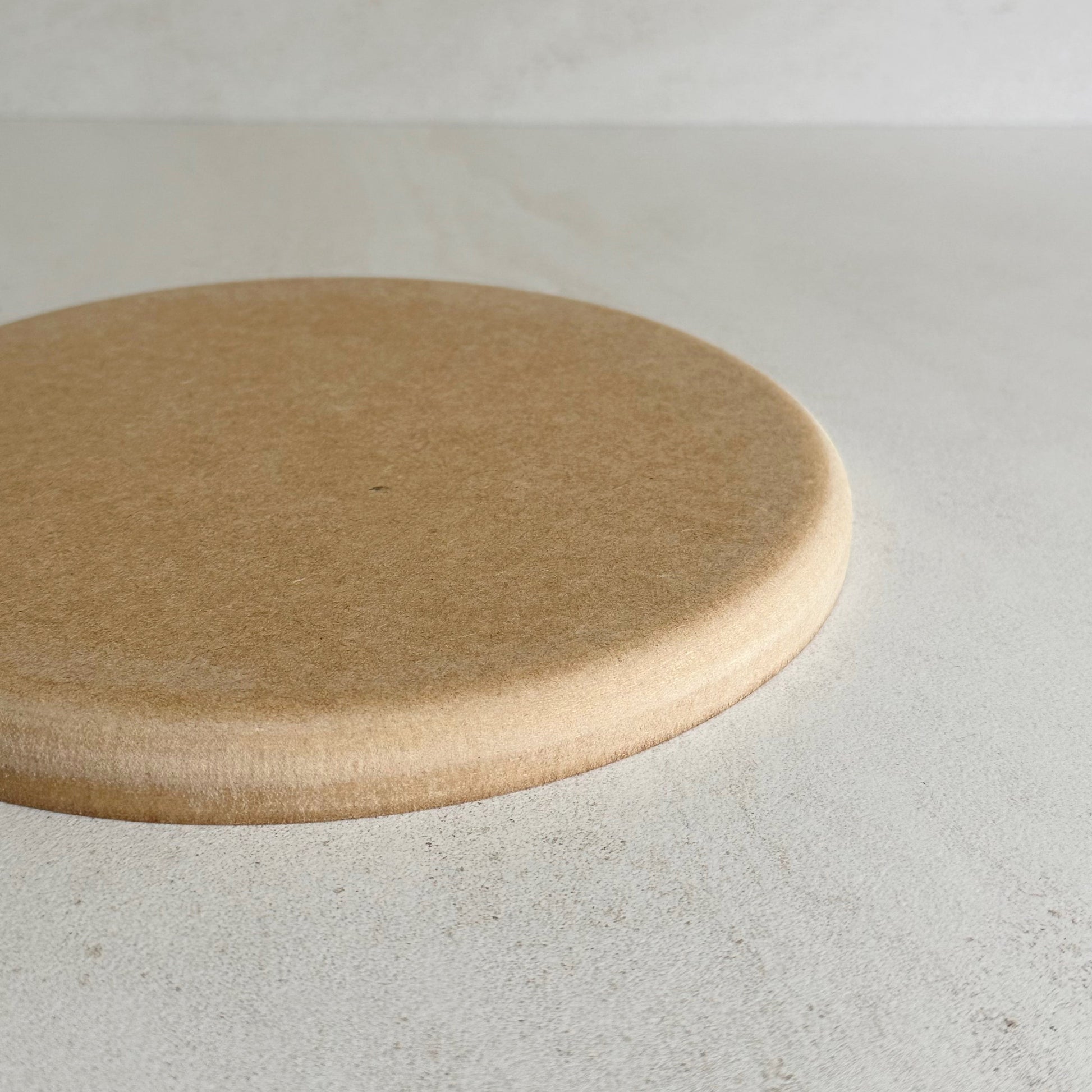 Fin Pottery Tools 22cm round plate form