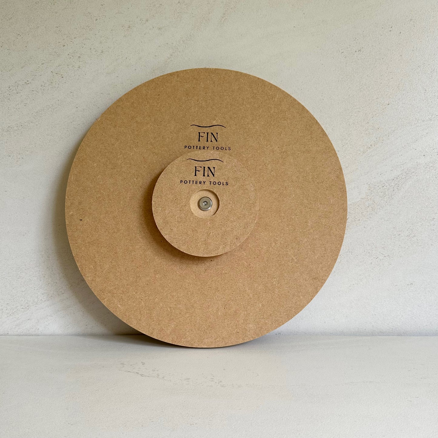 Fin Pottery Tools 30cm round plate form with handle