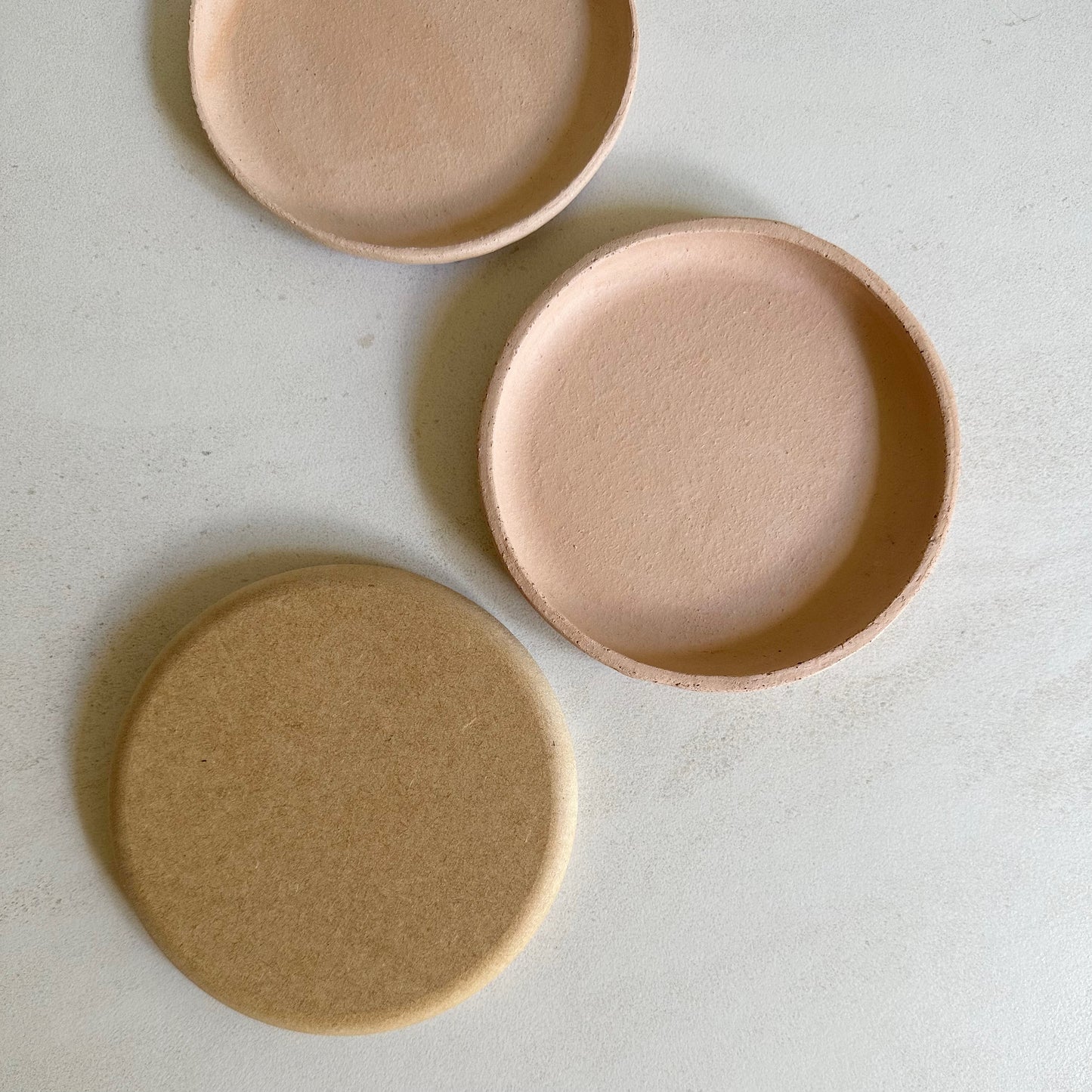 Round Pottery Form 15cm with Roundover Edge